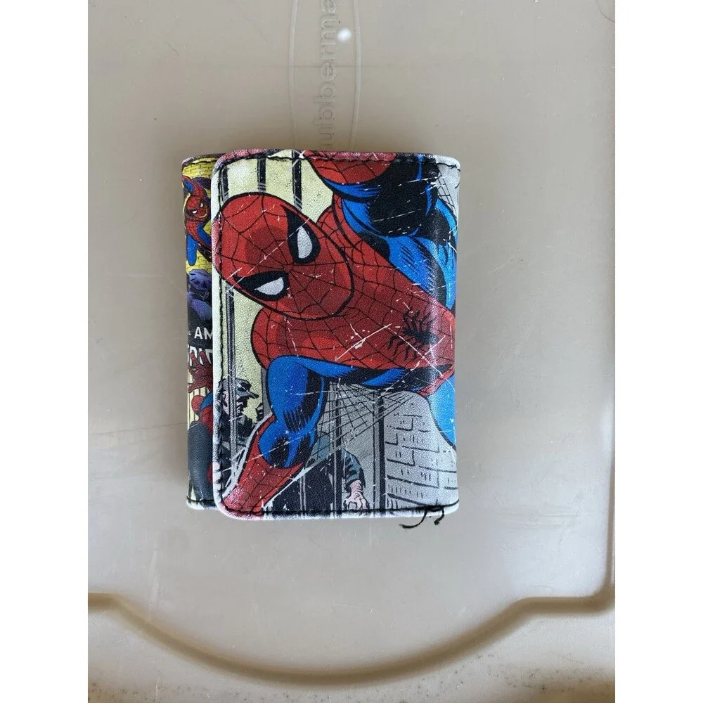 Marvel Comics The Amazing Spider-Man Trifold Wallet Vintage Style Comic Cover
